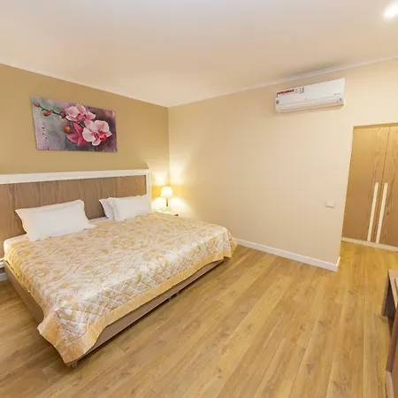 Hotel F&m
