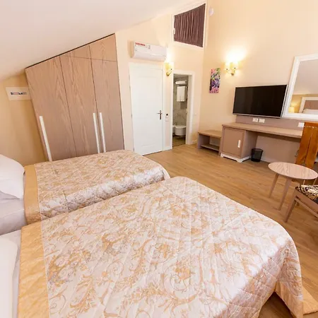F&m Hotel Tirana