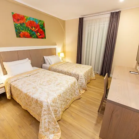 F&m 3* Tirana